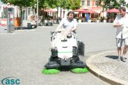 nav ASC 125 Sweeper with man 11